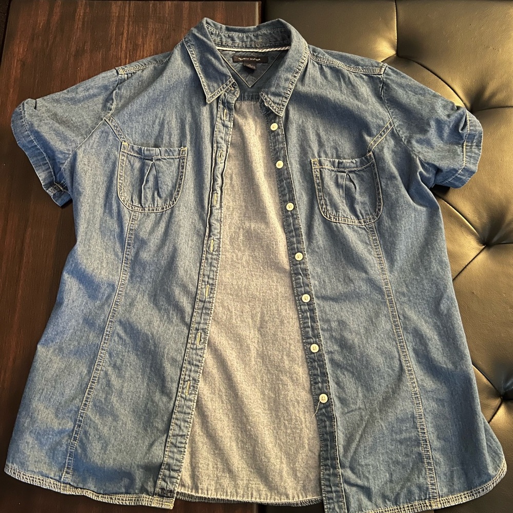 Tommy Hilfiger Casual Blue Jean Button Down Shirt - Picture 7 of 9